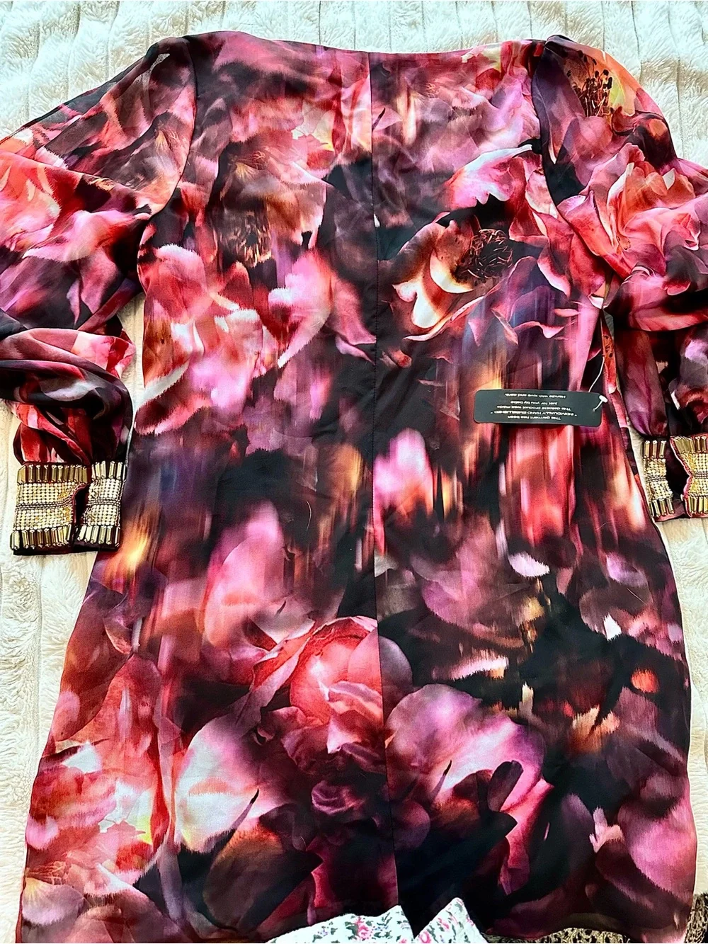Floral Print Split-Sleeve Mini Dress in Burgundy - Picture 3 of 11